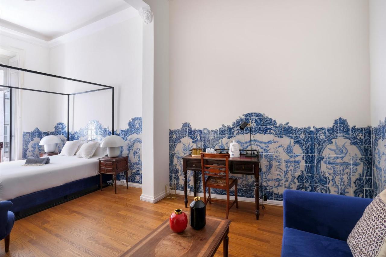 1869 Real House 4*
