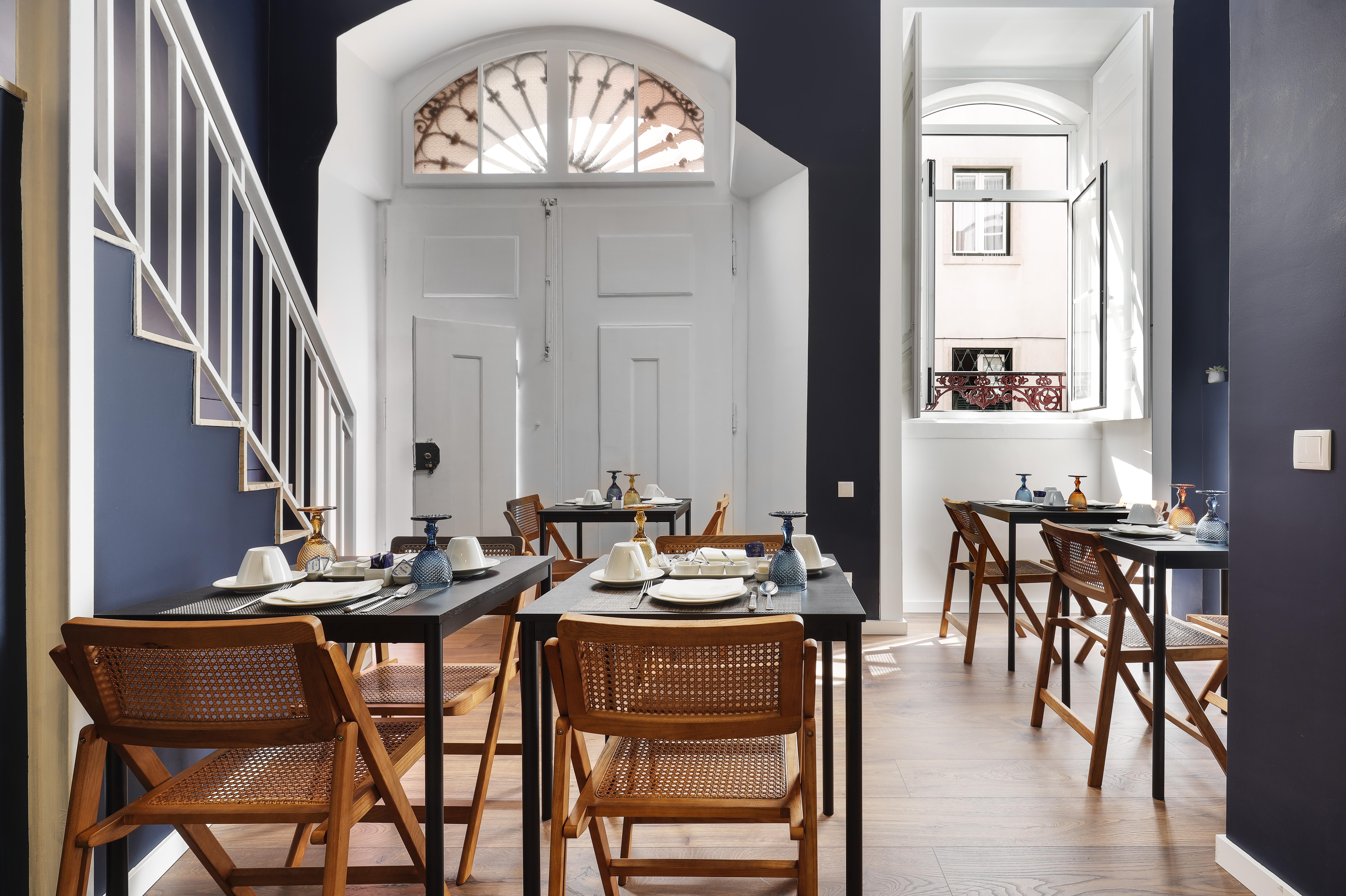 1869 Real House 4*
